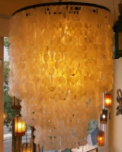 Ceiling lamp/ceiling light fixture, shell lamp made of hundreds of Capiz, mother of pearl platelets - model Salome - 100x80x80 cm 