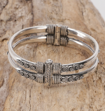Traditional Indian silver bracelet, bangles from Rajasthan - Mode..