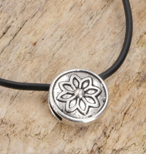 Ethno necklace, costume jewellery necklace - flower
