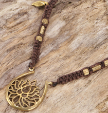 Macramé necklace, handmade boho necklace - lotus/brown