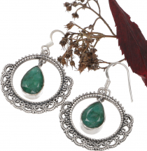 Decorated silver earring - Emerald