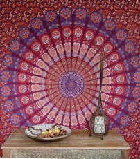 Boho style wall hanging, Indian bedspread mandala print - purple/..