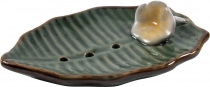 Exotic ceramic soap dish - leaf/green