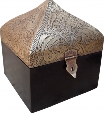 Turret treasure chest, wooden box, jewelry box in 3 sizes - model..